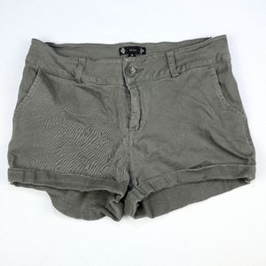 Iris Womens M Cuffed Green Shorts